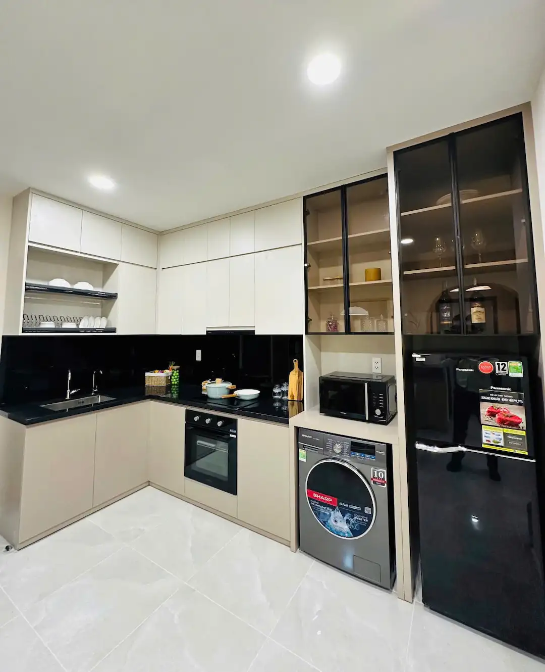 Thiết kế bếp Bcons Center City